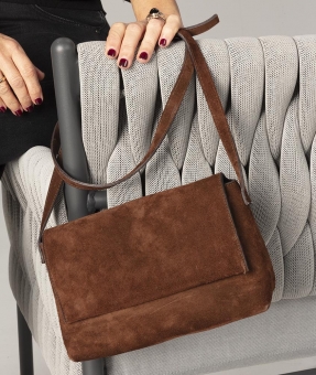 Woman Marr�n